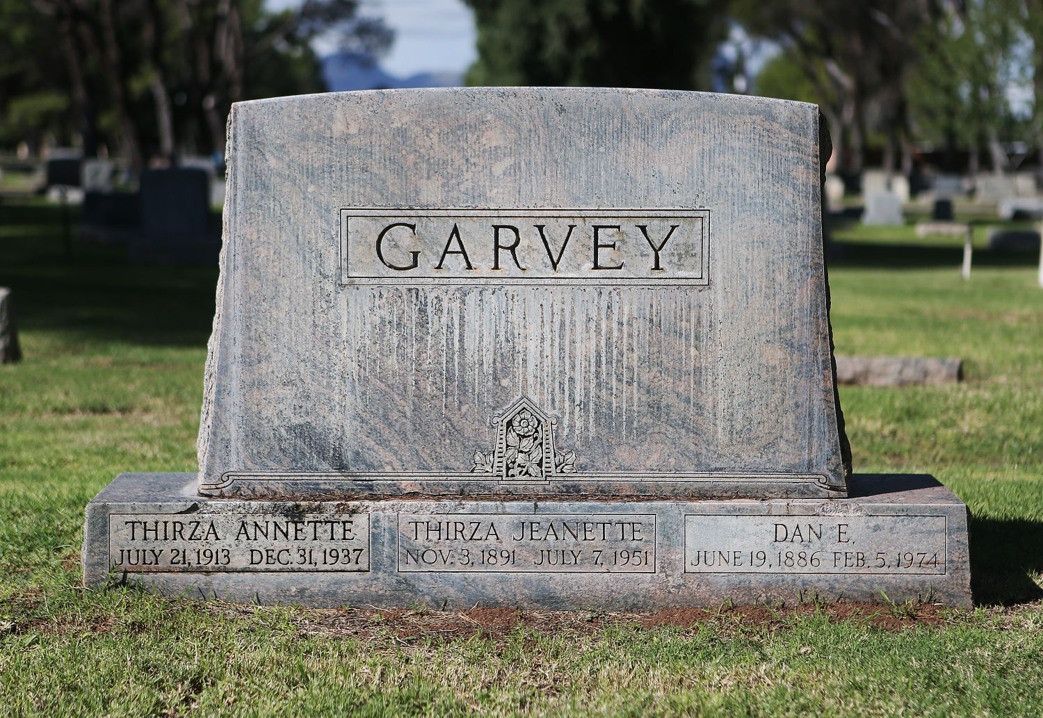 Dan Edward Garvey